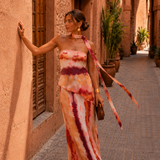Vestido longo estampado com decote tomara que caia