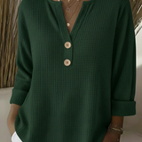 Lucia | T-shirt Henley Gofrada com Botões