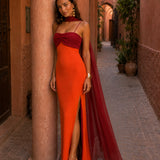 Vestido longo drapeado bicolor