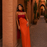 Vestido longo drapeado bicolor