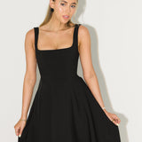 Amélia - Vestido Midi Intemporal